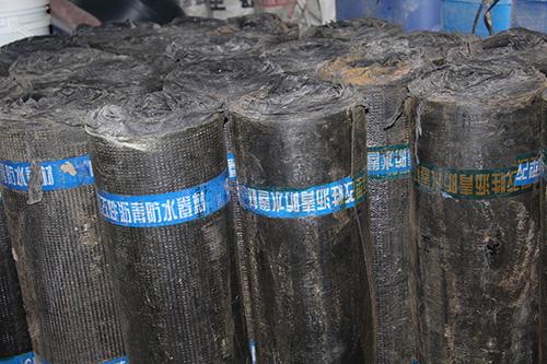 qq:2058016841銷售電話:***【聯(lián)系方式】廠家優(yōu)質(zhì)供應(yīng)高聚物防水卷材